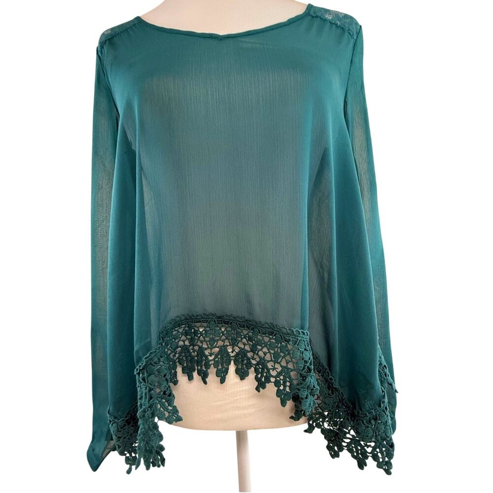 SKU2549 Maurices Women's Green Sheer Lace & Crochet Long Sleeve Top